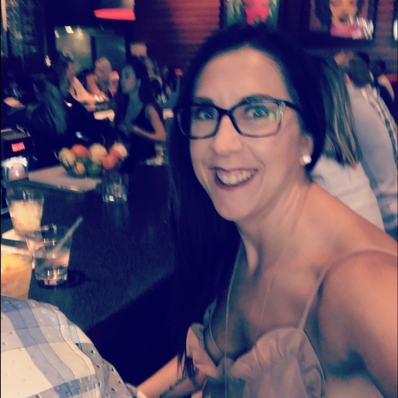 Meet your Posher, Stacey - Picture 1 of 1
